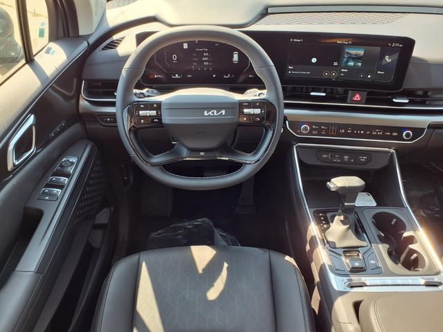 New 2027 Kia Carnival SX w/ Dark Edition Package FWD image 2