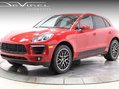 Used 2018 Porsche Macan w/ Premium Package Plus AWD/4WD image 1