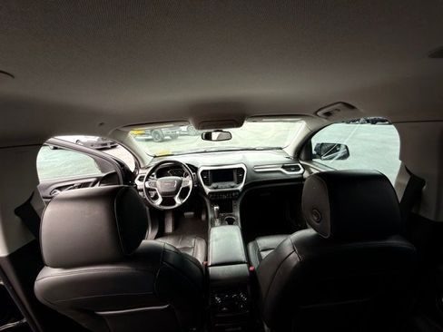 Used 2017 GMC Acadia SLT image 9