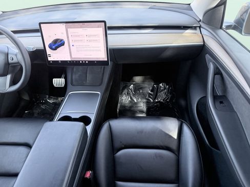 Used 2023 Tesla Model Y Performance image 51