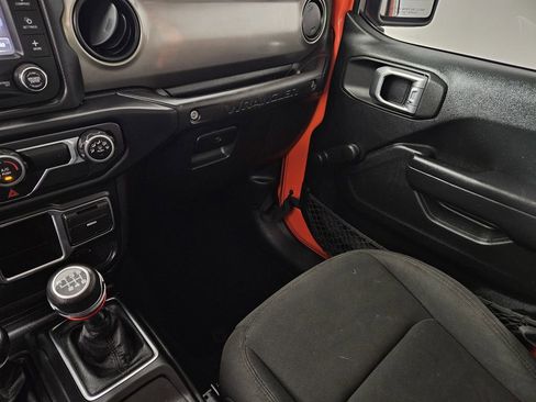 Used 2020 Jeep Wrangler Sport image 10