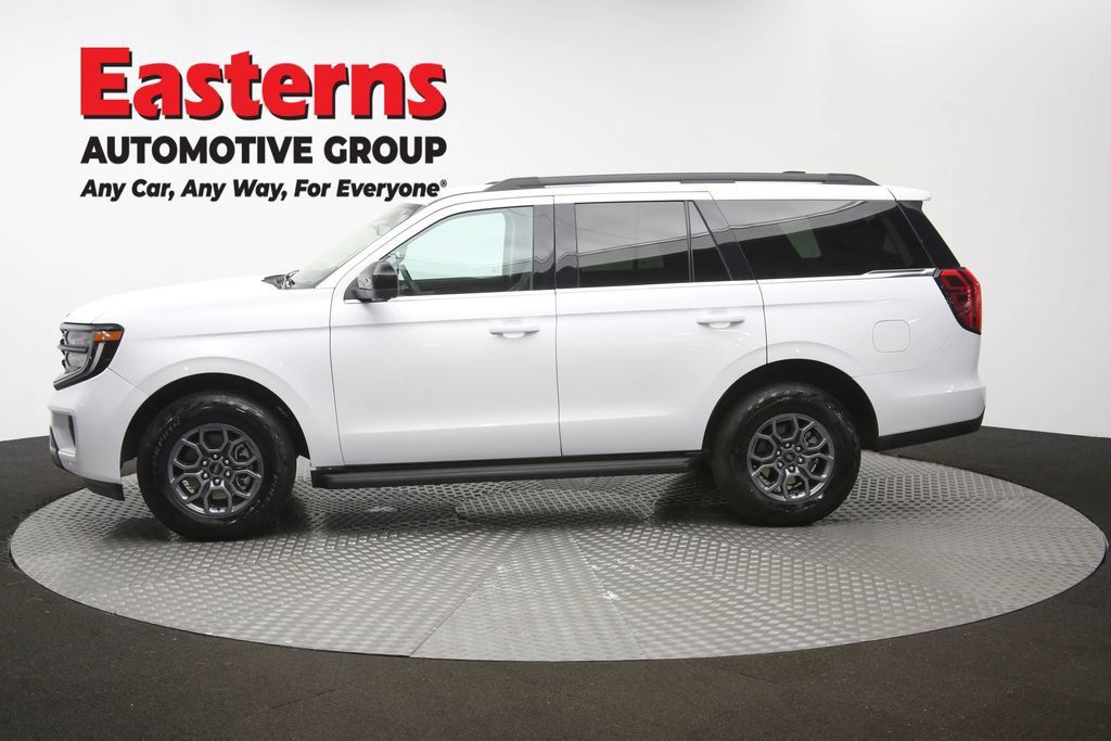 Used 2025 Ford Expedition Active AWD/4WD image 59