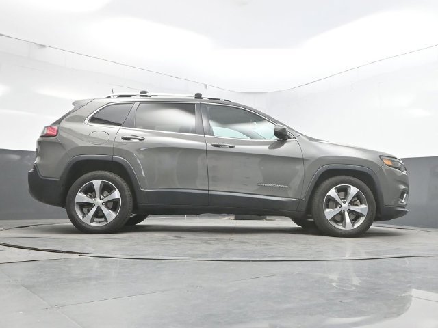 Used 2020 Jeep Cherokee Limited FWD image 50