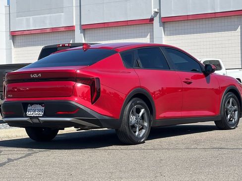 Used 2025 Kia K4 FWD image 5