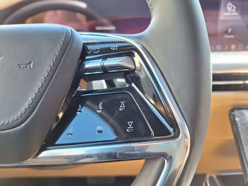 New 2025 Cadillac Escalade IQ Luxury 2 AWD/4WD image 18