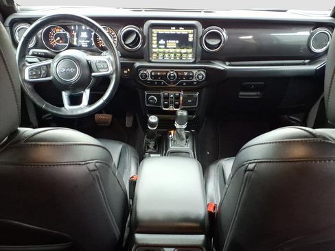 Used 2021 Jeep Wrangler Unlimited Sahara image 13