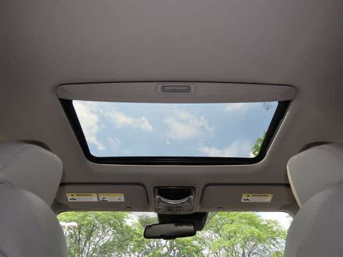 Certified 2020 Honda CR-V Touring image 27