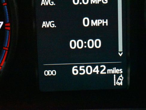 Used 2017 Toyota RAV4 LE image 25