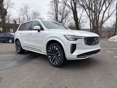 New 2026 Volvo XC90 B6 Plus w/ Protection Package Premier