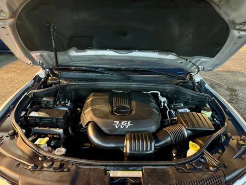 Used 2013 Dodge Durango SXT image 17