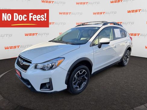 Used 2017 Subaru Crosstrek 2.0i Premium w/ Moonroof Package AWD/4WD image 1