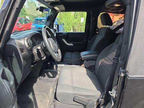 Used 2011 Jeep Wrangler Sport AWD/4WD image 9