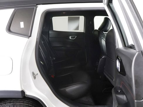 Used 2023 Jeep Compass Trailhawk AWD/4WD image 29