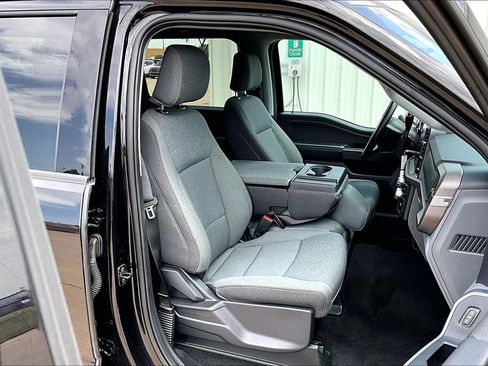 Used 2025 Ford F150 XLT w/ Equipment Group 301A Standard AWD/4WD image 9