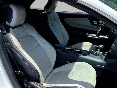 Used 2024 Ford Mustang Premium RWD image 27