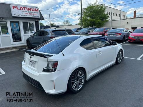 Used 2015 Scion tC image 5