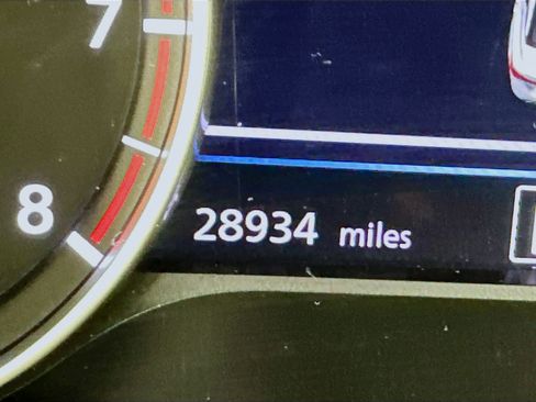 Used 2024 Nissan Sentra SV image 19