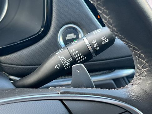 Used 2022 Cadillac XT5 Sportv w/ LPO, ONYX Package image 38