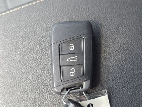 Used 2026 Volkswagen Taos S FWD image 18