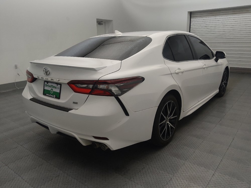 Used 2021 Toyota Camry SE w/ Carpet Mat Package (TMS) FWD image 9