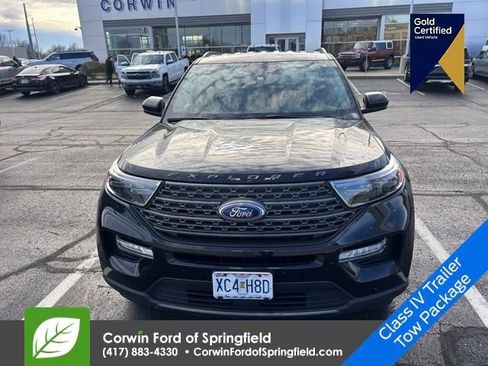 Used 2022 Ford Explorer XLT w/ Equipment Group 202A image 2