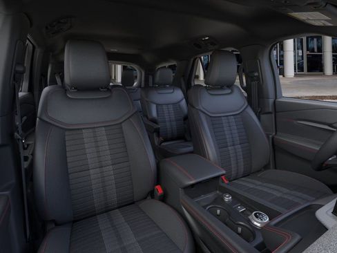 New 2026 Ford Explorer ST-Line w/ ST-Line Street Pack image 10