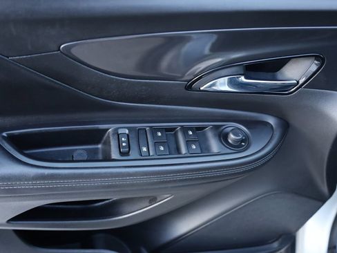 Used 2018 Buick Encore Preferred image 11