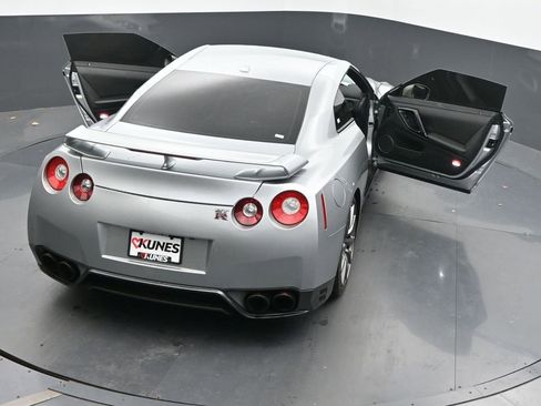 Used 2012 Nissan GT-R Premium AWD/4WD image 65