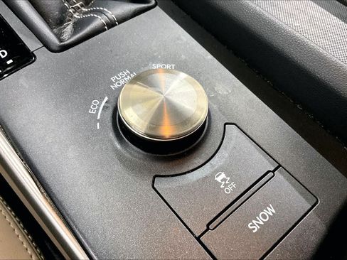 Used 2018 Lexus IS 300 w/ Accessory Package 2 RWD image 33