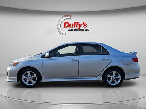 Used 2011 Toyota Corolla S image 14