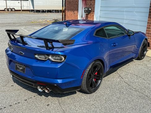 Used 2022 Chevrolet Camaro ZL1 RWD image 34