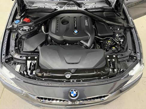 Used 2017 BMW 330i xDrive Wagon AWD/4WD image 7