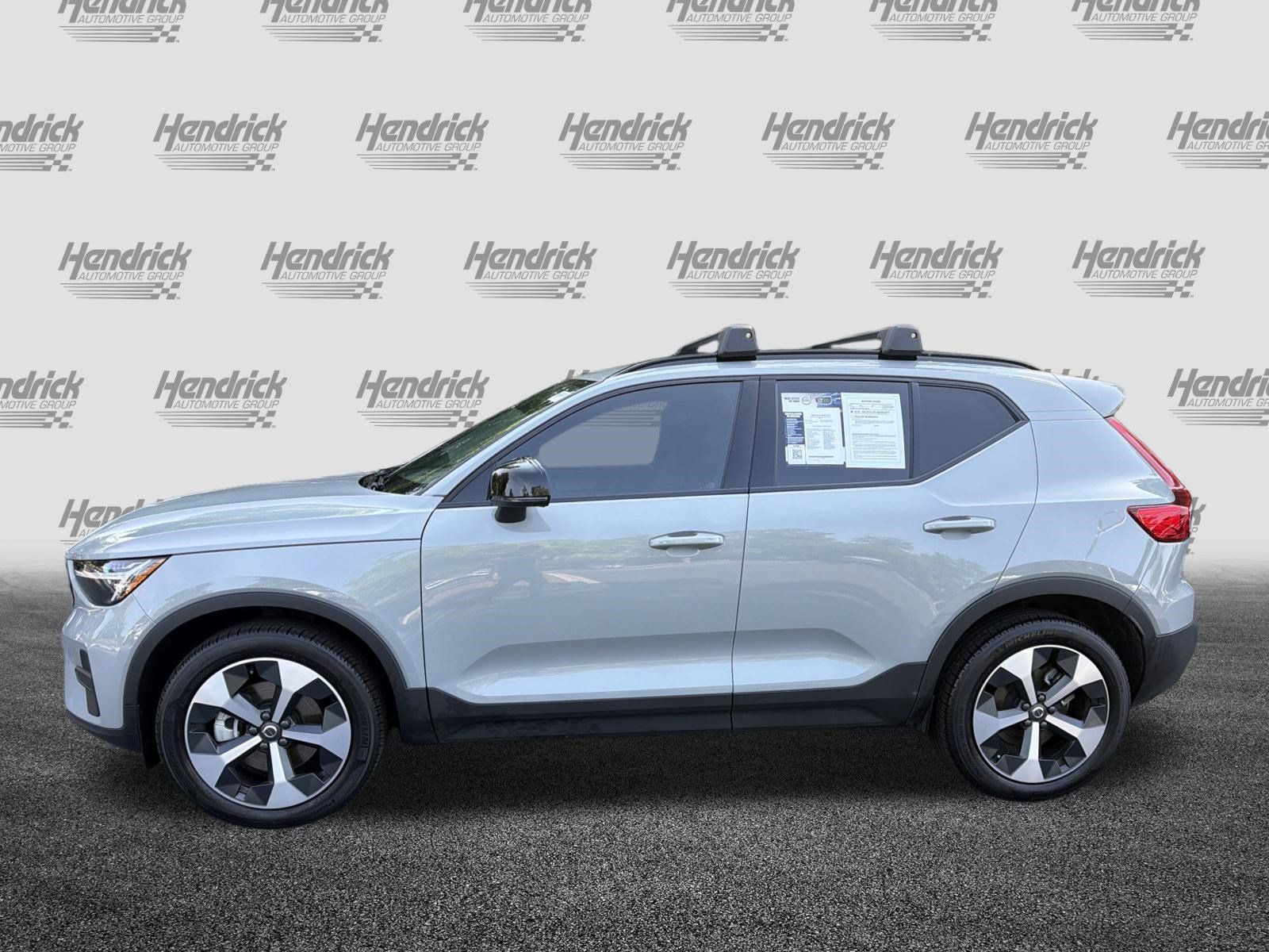 Certified 2026 Volvo XC40 B4 Core FWD image 7