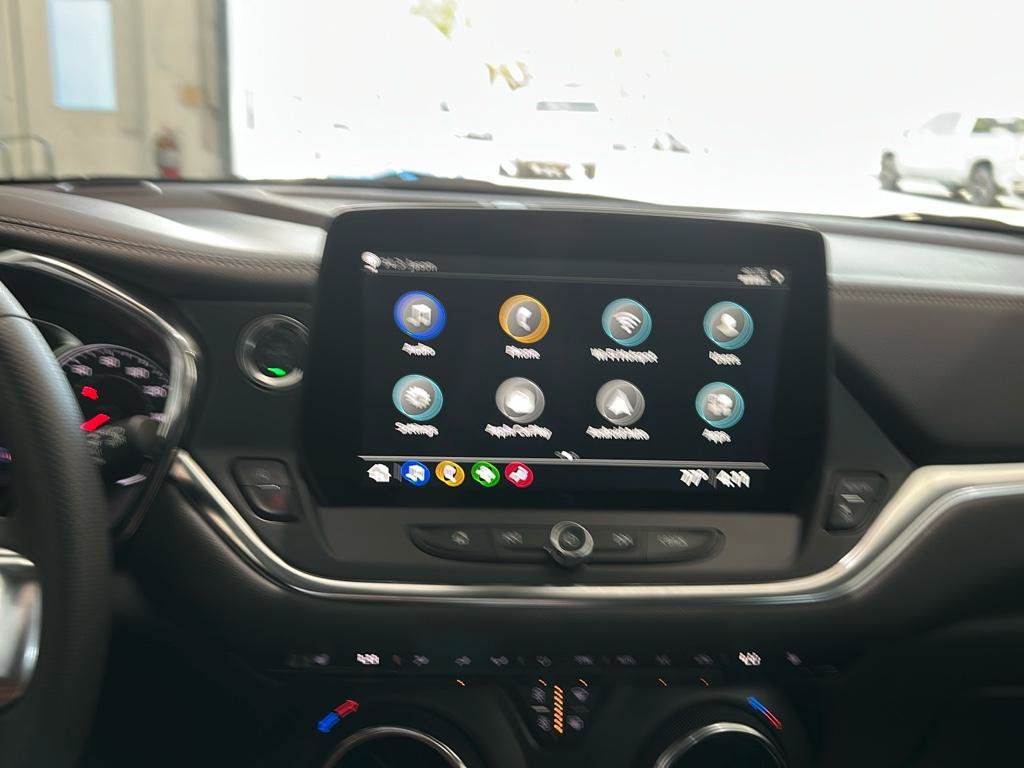 New 2025 Chevrolet Blazer LT w/ Midnight/Sport Edition FWD image 23