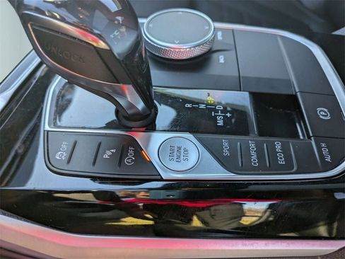 Used 2019 BMW 330i xDrive Sedan w/ Convenience Package image 15