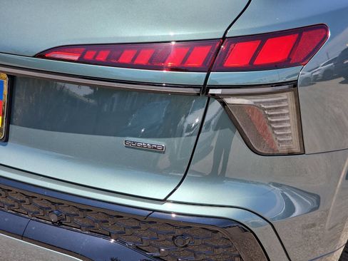 New 2026 Audi Q3 quattro 2.0T AWD/4WD image 38