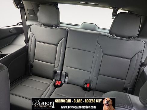 Used 2025 GMC Yukon Denali w/ LPO, Floor Liner Package AWD/4WD image 21
