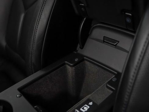 Used 2024 Porsche Macan S image 35