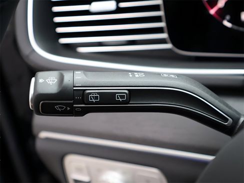 Certified 2025 Mercedes-Benz GLS 450 4MATIC image 38