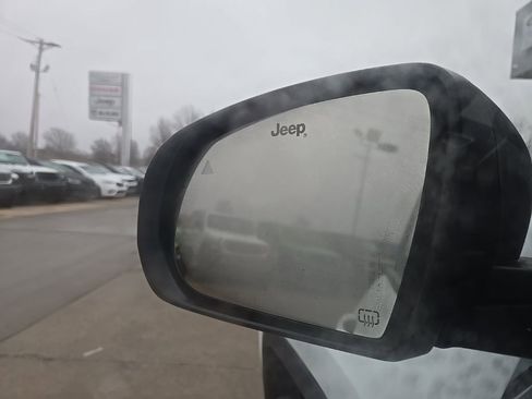 New 2026 Jeep Compass Latitude AWD/4WD image 27