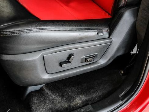Used 2018 RAM 2500 SLT w/ Cold Weather Group AWD/4WD image 36