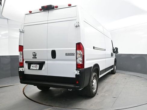Used 2023 RAM ProMaster 2500 FWD image 6