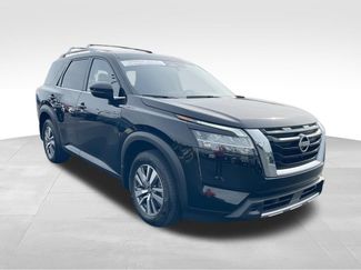 Used 2023 Nissan Pathfinder SL AWD/4WD video 2