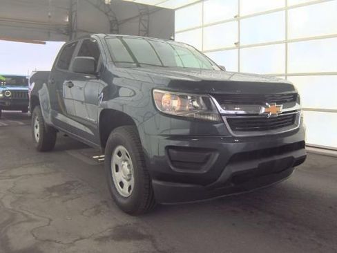 Used 2019 Chevrolet Colorado W/T image 2