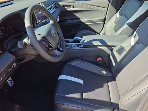 New 2026 Toyota Camry SE AWD/4WD image 19