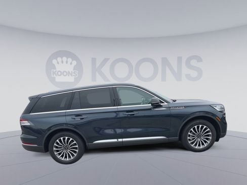 Used 2023 Lincoln Aviator Reserve w/ Elements Package Plus AWD/4WD image 12