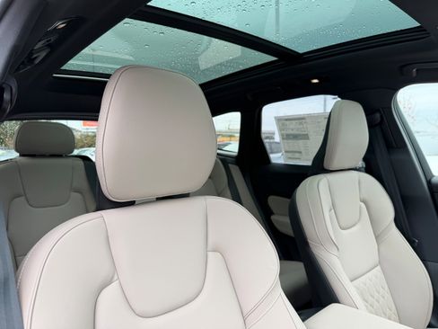 New 2026 Volvo XC60 B5 Plus w/ Protection Package Premier image 9