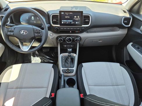 New 2026 Hyundai Venue SEL FWD image 15