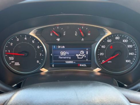 Used 2023 Chevrolet Equinox LT FWD image 11