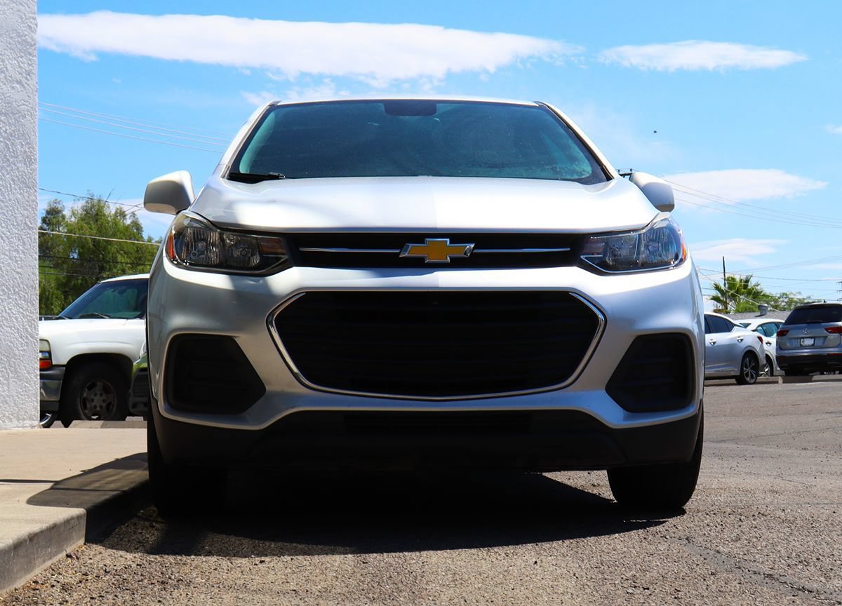 Used 2020 Chevrolet Trax LS w/ Tint and Cruise Package FWD image 17